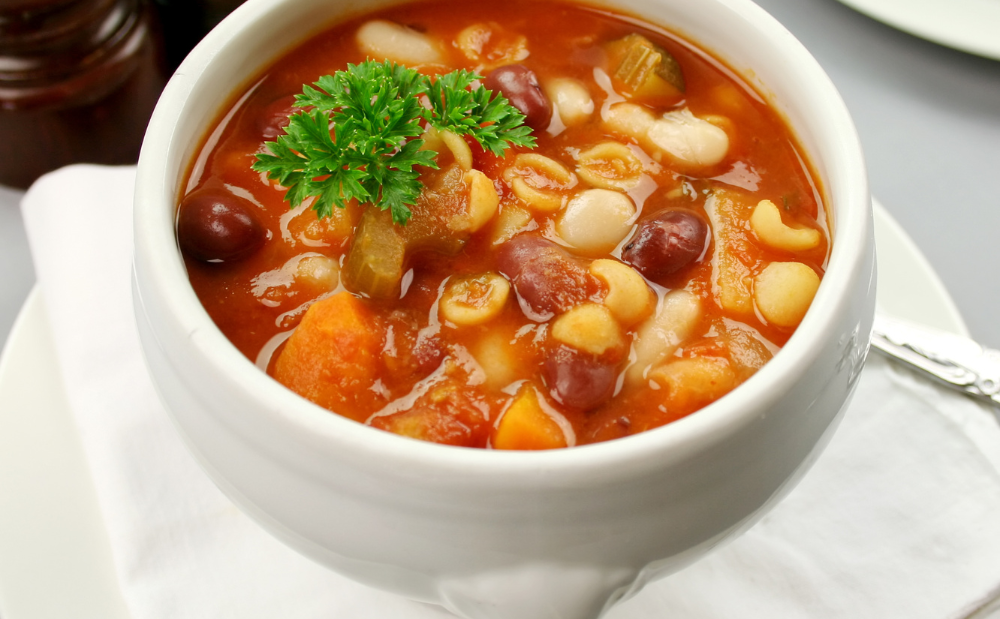 Hearty Vegetable Minestrone Soup